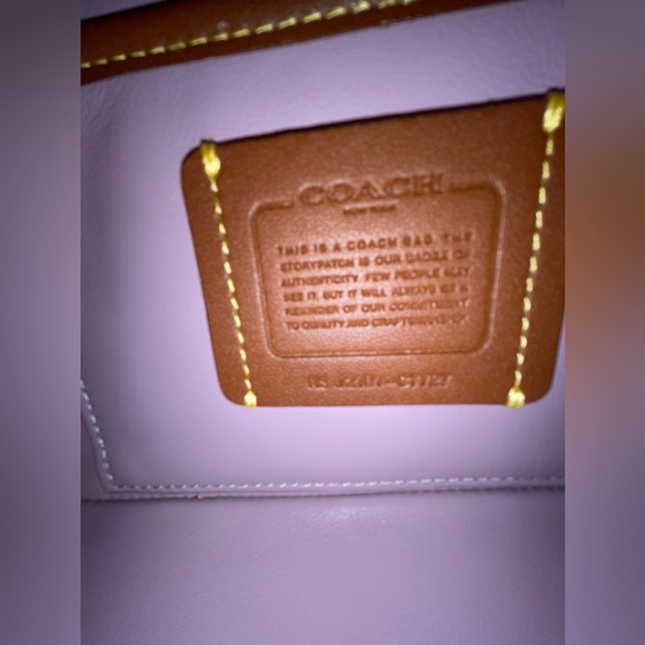 NWOT Coach Quilted Studio 19 light purple - Picture 12 of 16